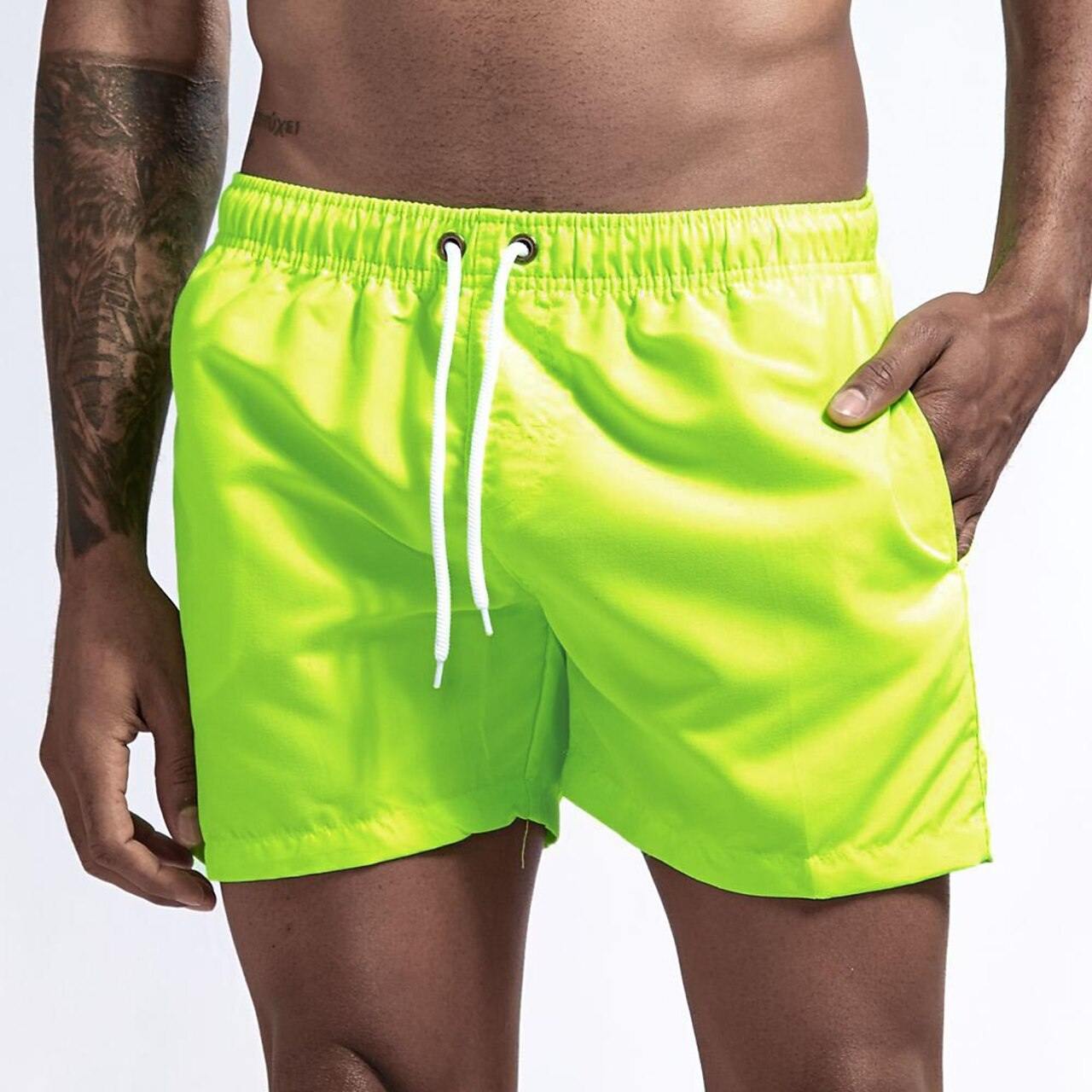 Badeshorts - Elastische Taille für Männer Schnell trocknende Badehose für den Strand-Fluoreszierendes Gelb-XS-Chaps Herrenmode