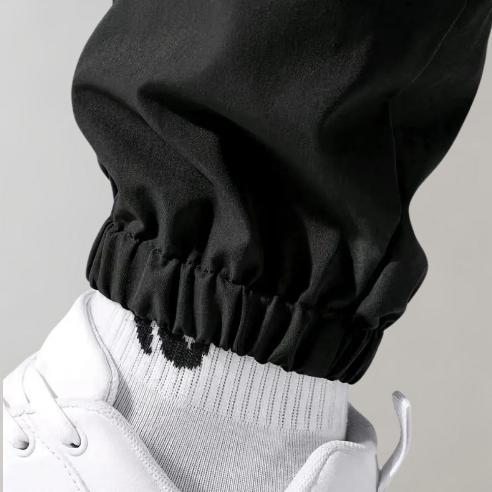 Cargohose – Schwarz – Kordelzug – Cargojogginghose – Herrenhose-Chaps Herrenmode