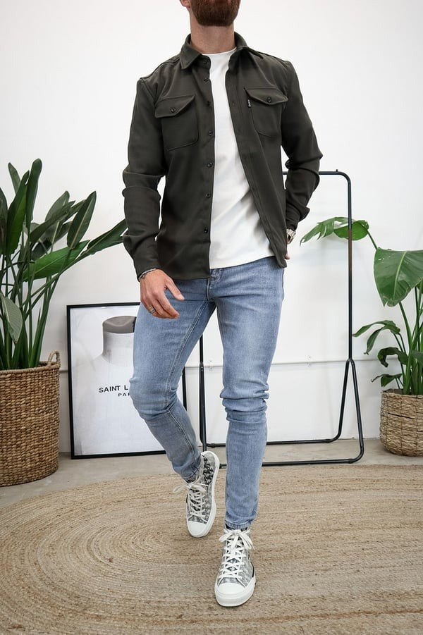Overshirt – Herrenjacke mit Umlegekragen und Knöpfen, mit Taschen-Armeegrün-S-Chaps Herrenmode