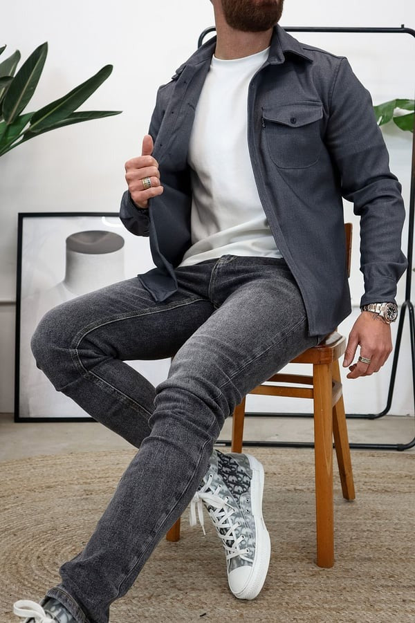 Overshirt – Herrenjacke mit Umlegekragen und Knöpfen, mit Taschen-Grau-S-Chaps Herrenmode