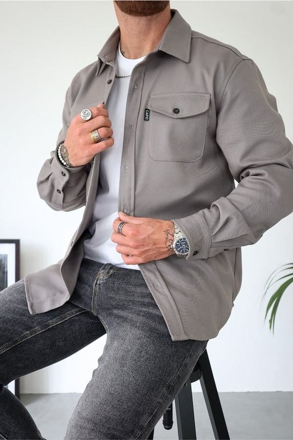Overshirt – Herrenjacke mit Umlegekragen und Knöpfen, mit Taschen-Hellgrau-S-Chaps Herrenmode