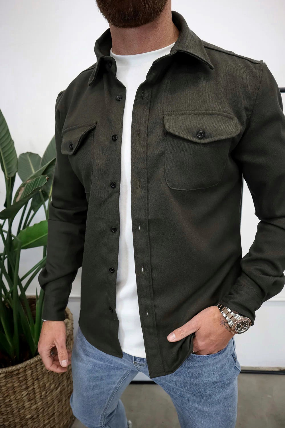 Overshirt – Langärmliges Herrenhemd mit Brusttaschen und Knöpfen-Chaps Herrenmode