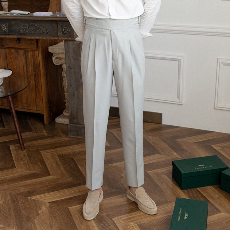 Plisseehose – Stilvolle Herrenhose mit verstellbarem Bund für formelle Anlässe-Hellgrau-29-Chaps Herrenmode