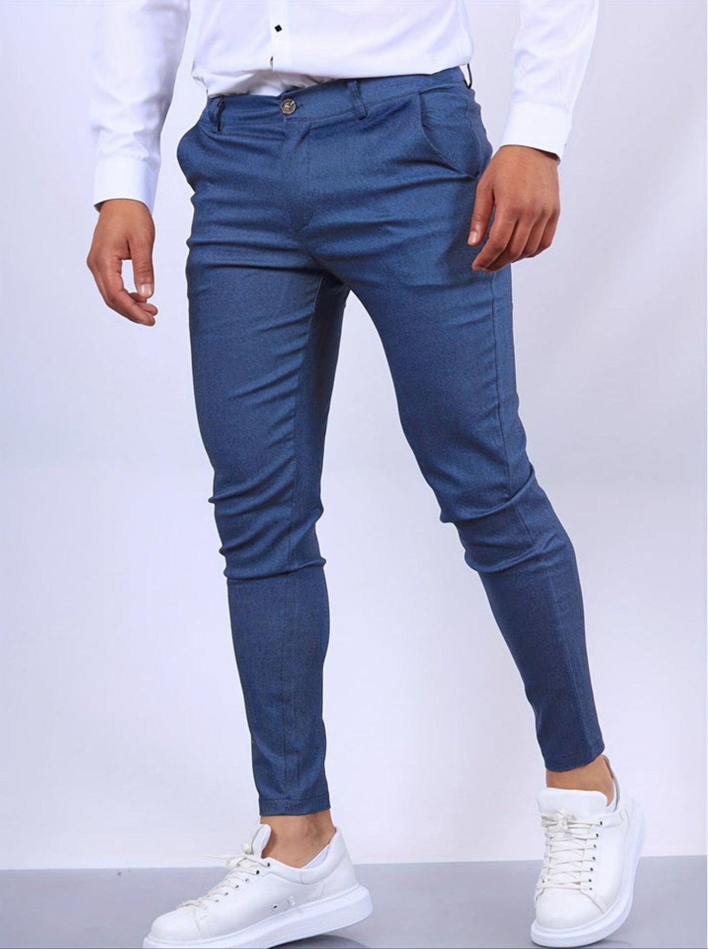 Schmale Chinos – Lässige Stretch-Chinos für Männer mit schmaler Passform-Blau-XS-Chaps Herrenmode