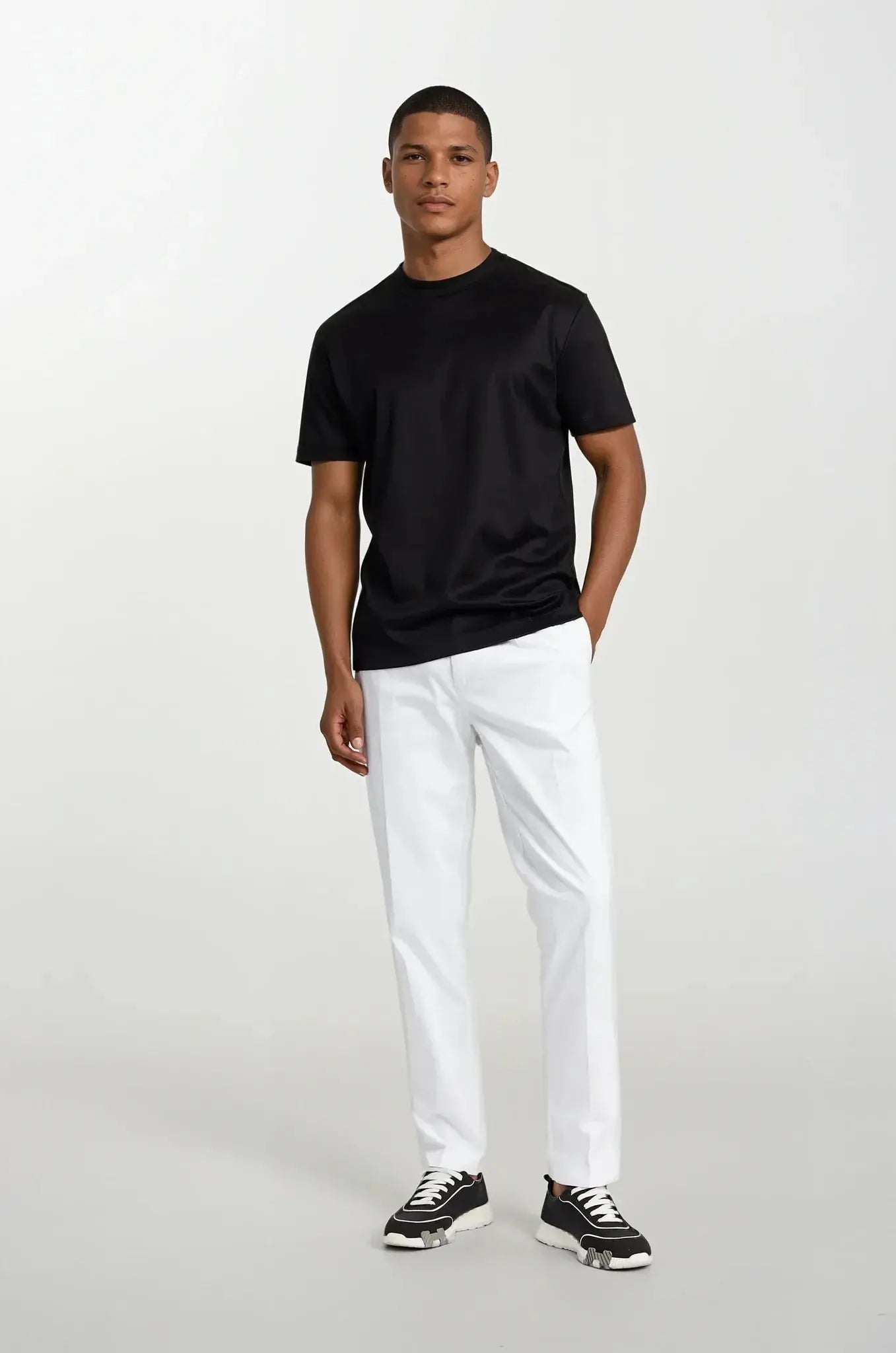 Schwarzes T-Shirt | Rundhalsausschnitt | Relaxed Fit | Schlichtes T-Shirt | Herren T-Shirt-Chaps Herrenmode