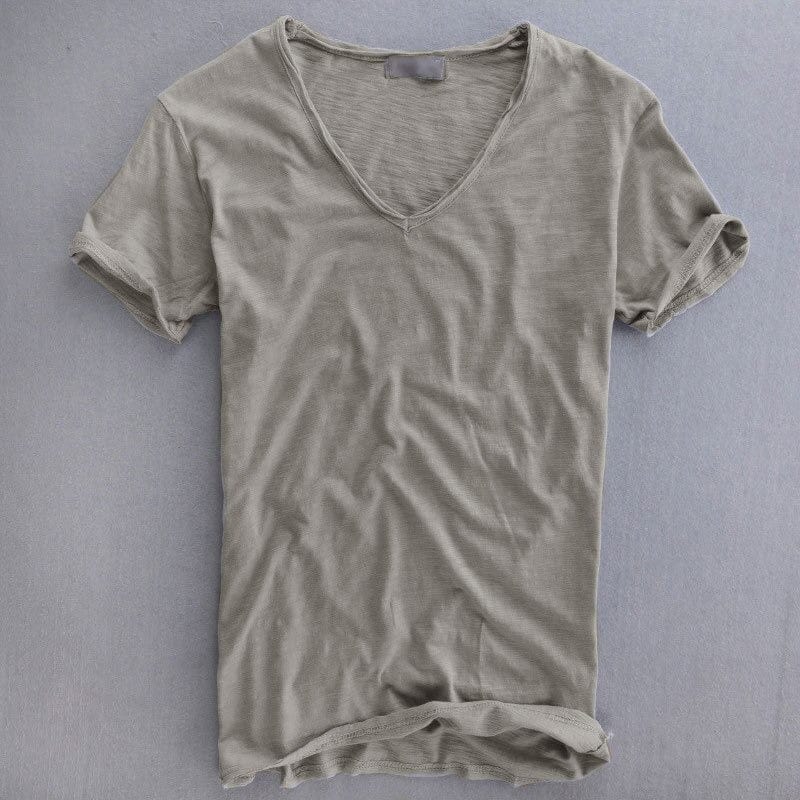 T-Shirt mit V-Ausschnitt – leichtes Slim-Fit-T-Shirt aus Baumwolle für Herren-Grau-S-Chaps Herrenmode