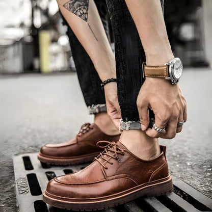 Lederschuhe – Herren, schwarzbraune Schnürschuhe im Chunky-Oxford-Stil-Chaps Herrenmode