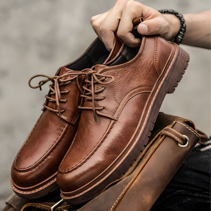 Lederschuhe – Herren, schwarzbraune Schnürschuhe im Chunky-Oxford-Stil-Chaps Herrenmode