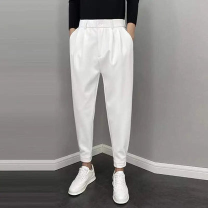 Slacks-Hosen – Locker sitzende Herrenhose mit elastischem Bund und Falten-Weiß-28-Chaps Herrenmode