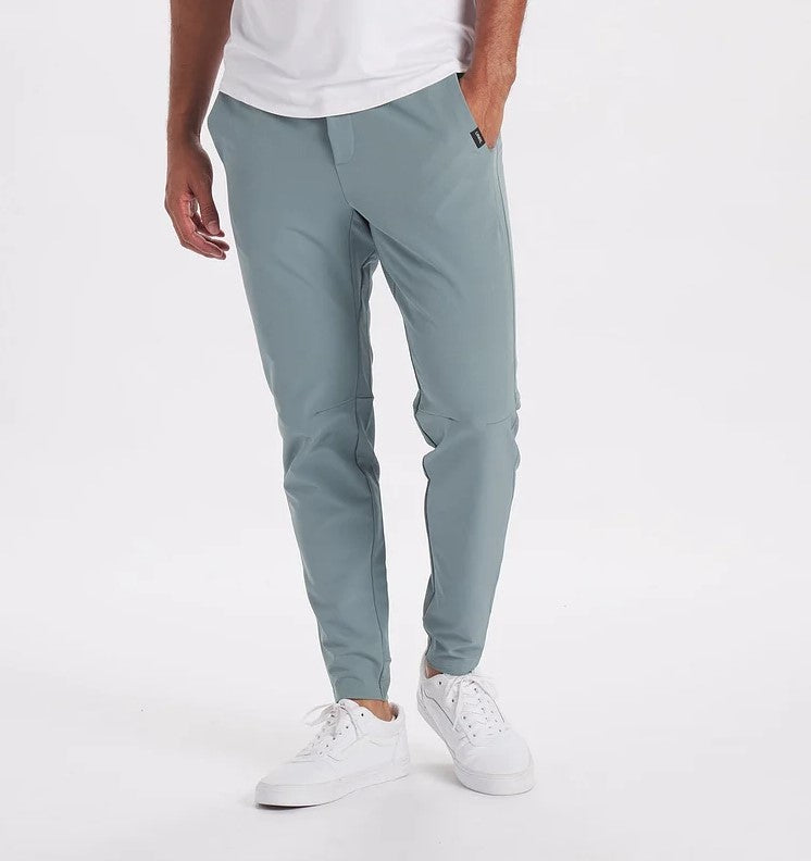Stretch-Hose | Elastische Taille | Winddicht | Slim-Fit-Jogginghose | Herrenhose-Aloe-XS-Chaps Herrenmode