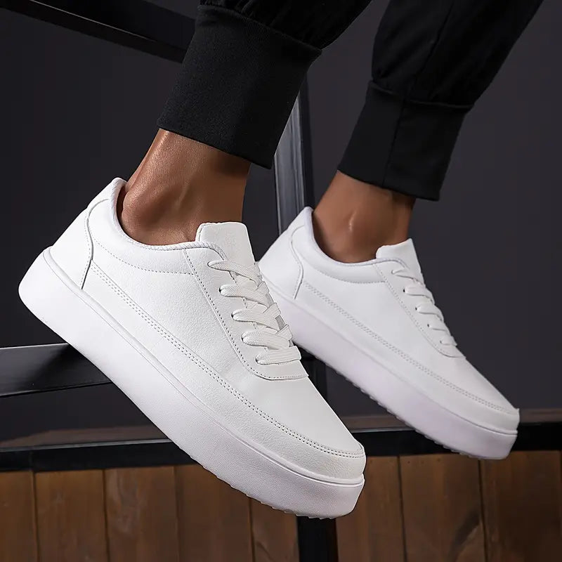 Weiße Sneakers | Lässig | Schnürung | Alltagsschuhe | Herren-Sneakers-Chaps Herrenmode